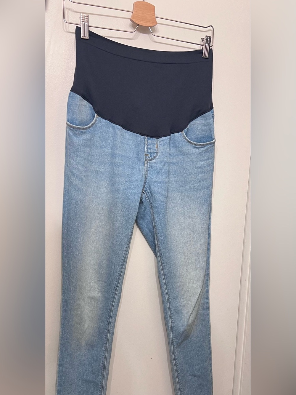 6L Old Navy Maternity WOW Skinny Jeans Light Blue WashFULL PANEL tall long